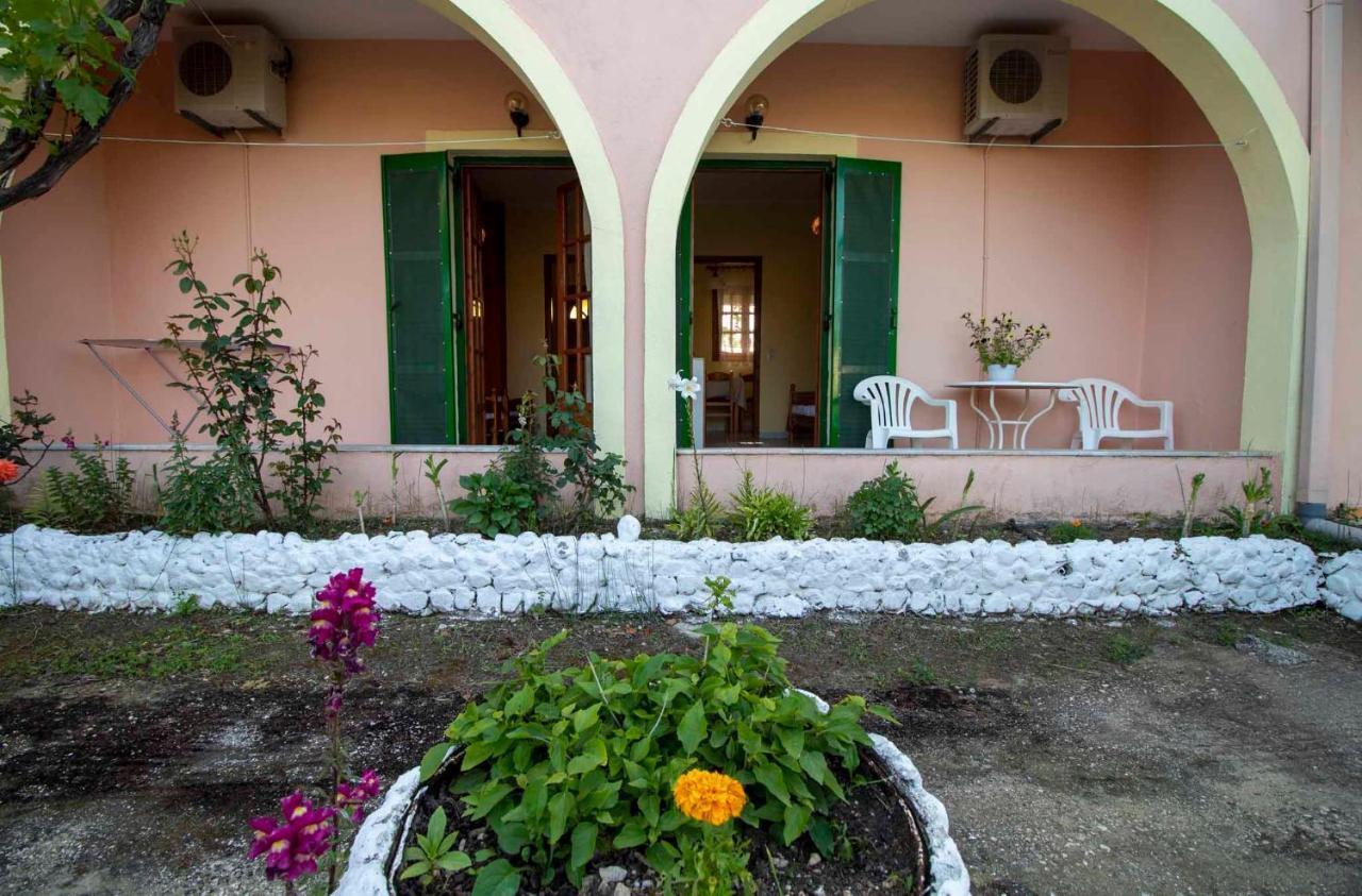 Tzoras‌ ‌Apartments‌ ‌Roda‌ ‌Corfu‌ Litheres Exterior foto